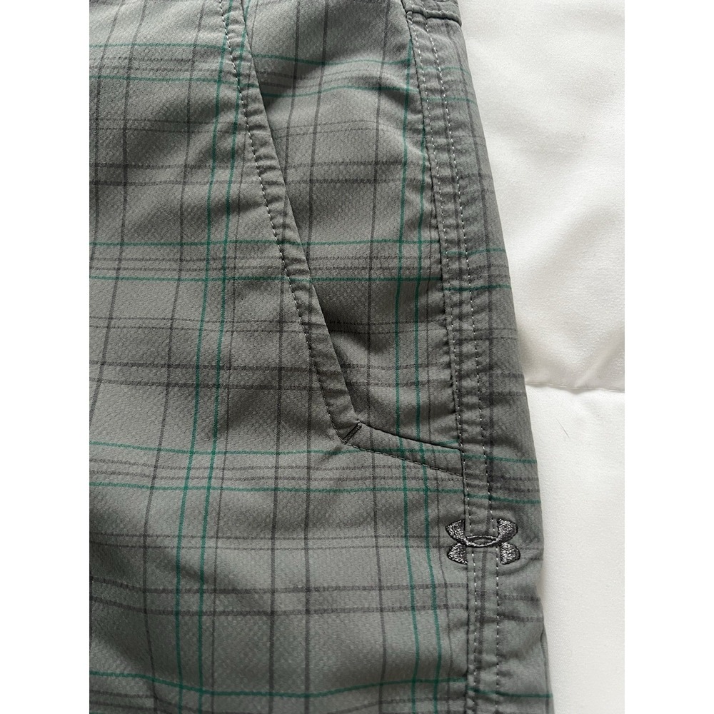 Under Armour Mens 34 HeatGear Golf Preppy Dadcore Performance Shorts (125) - Picture 6 of 9